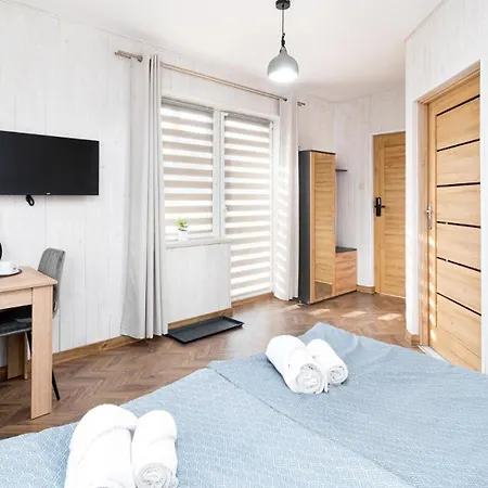Guest house Eleven *
